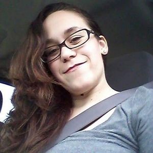 Meet your Posher, Cynthia